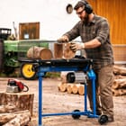 Vedkløyver som tåler hard ved: hva betyr tonn og kløyvelengde?